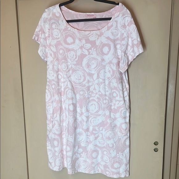 Fresh Produce Light Pink & white floral summer tshirt dress size medium preowned - Picture 1 of 6
